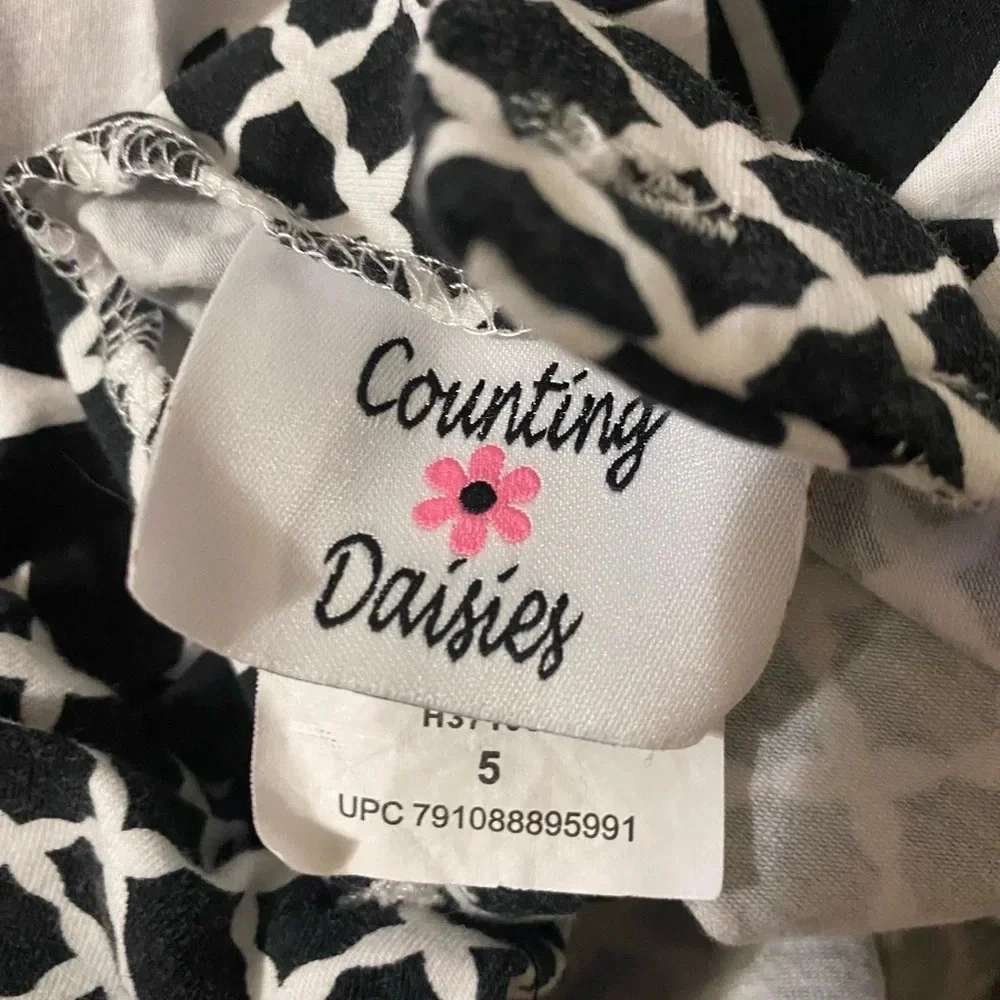 Counting Daisies Holiday Dress